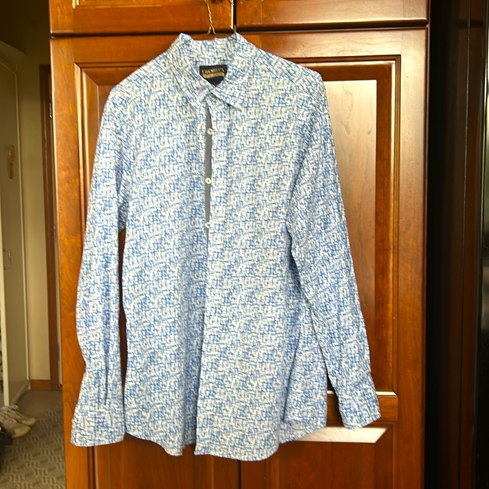 Cremieux long sleeve shirt. Size large.